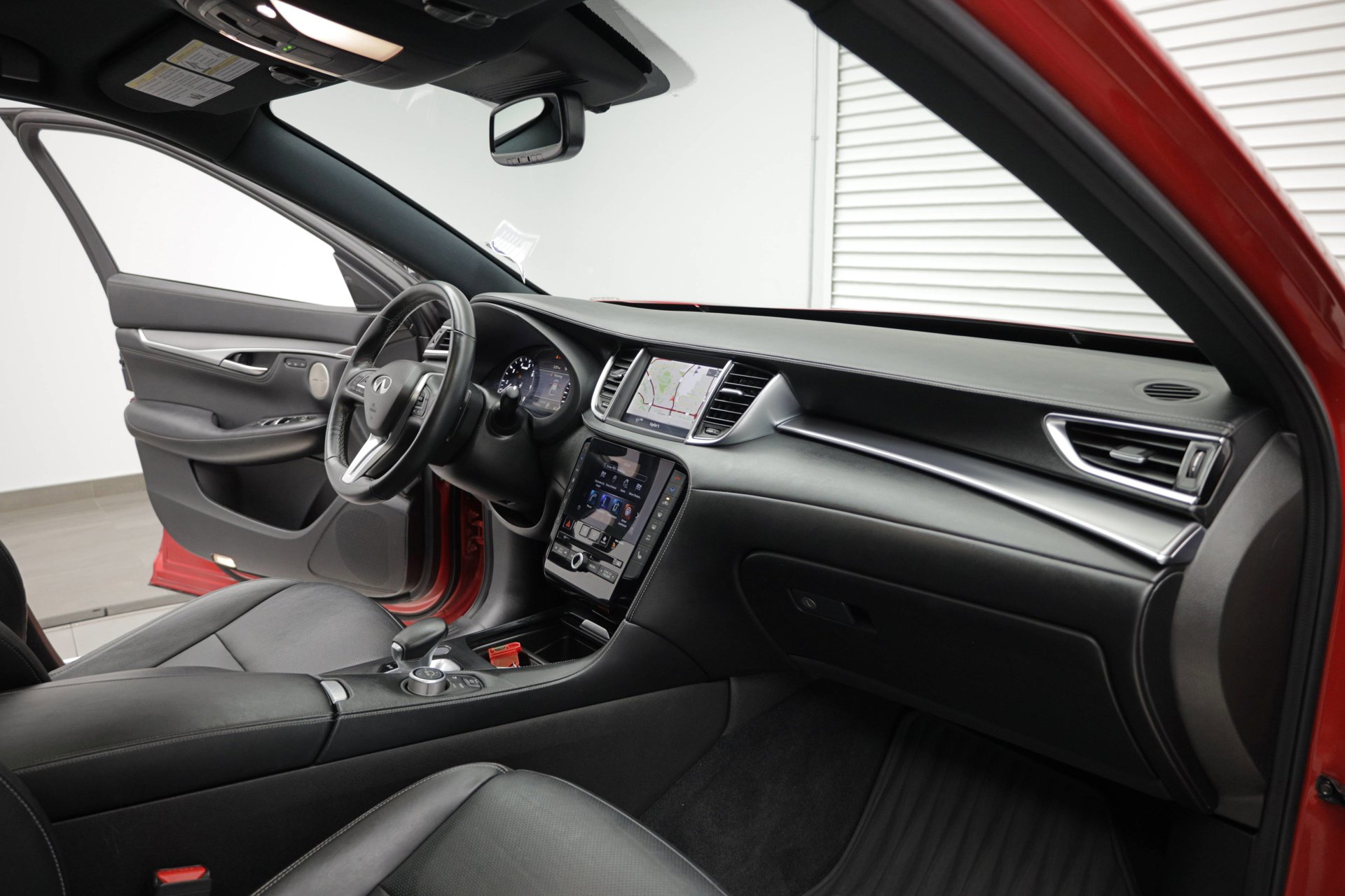 Used 2022 INFINITI QX55