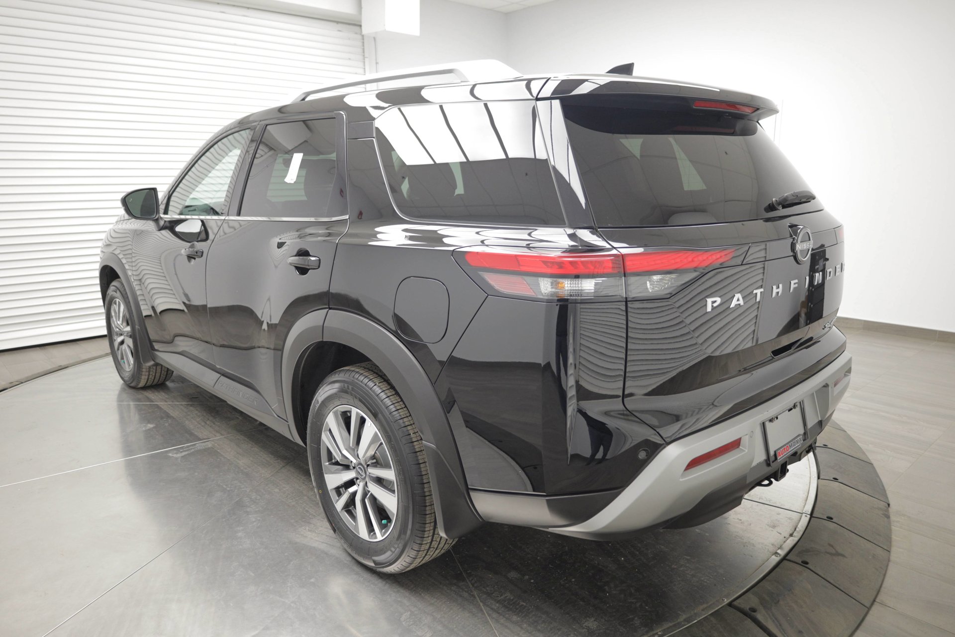 Used 2023 Nissan Pathfinder