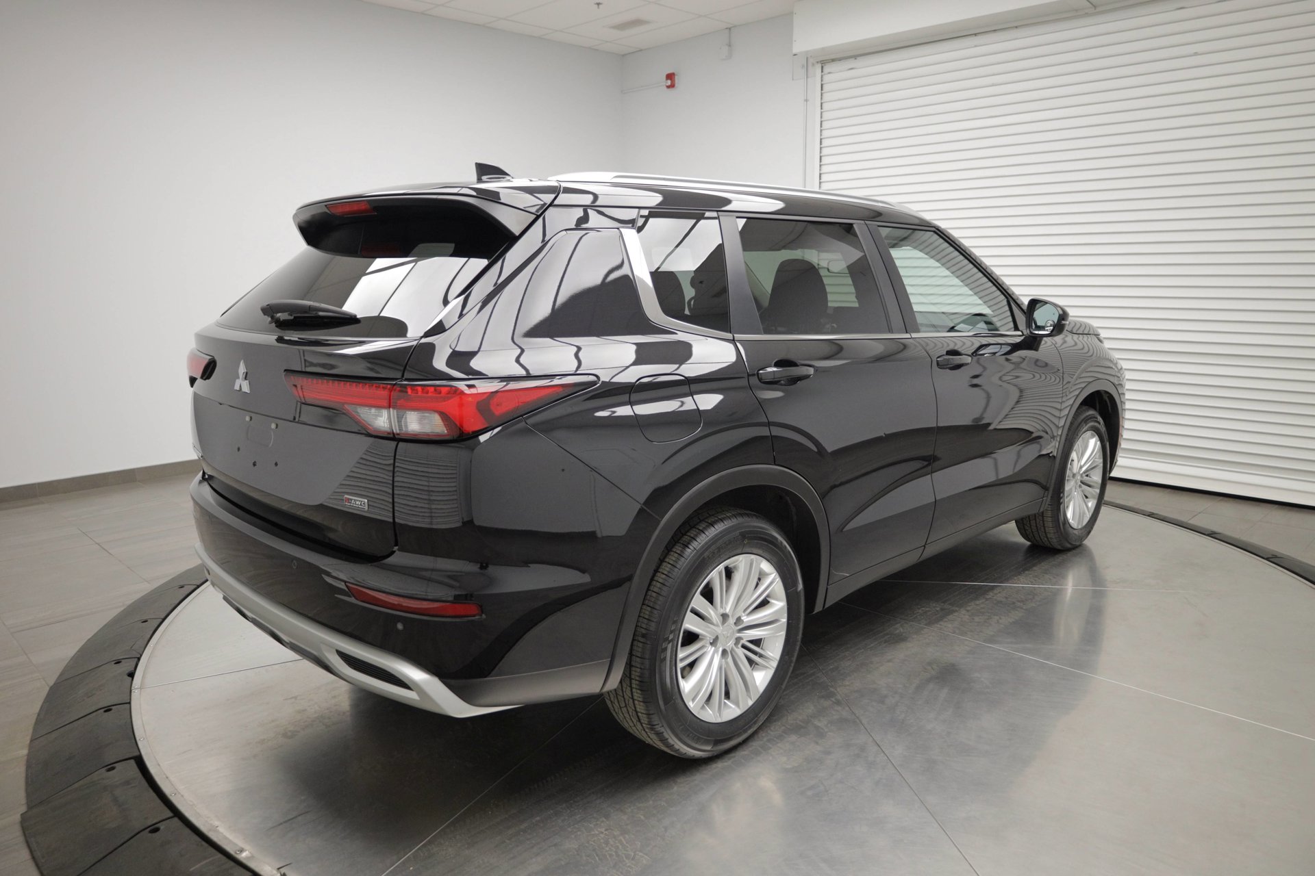 Used 2024 Mitsubishi Outlander