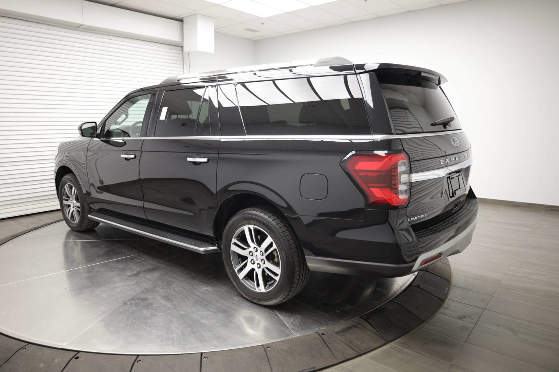 Used 2023 Ford Expedition