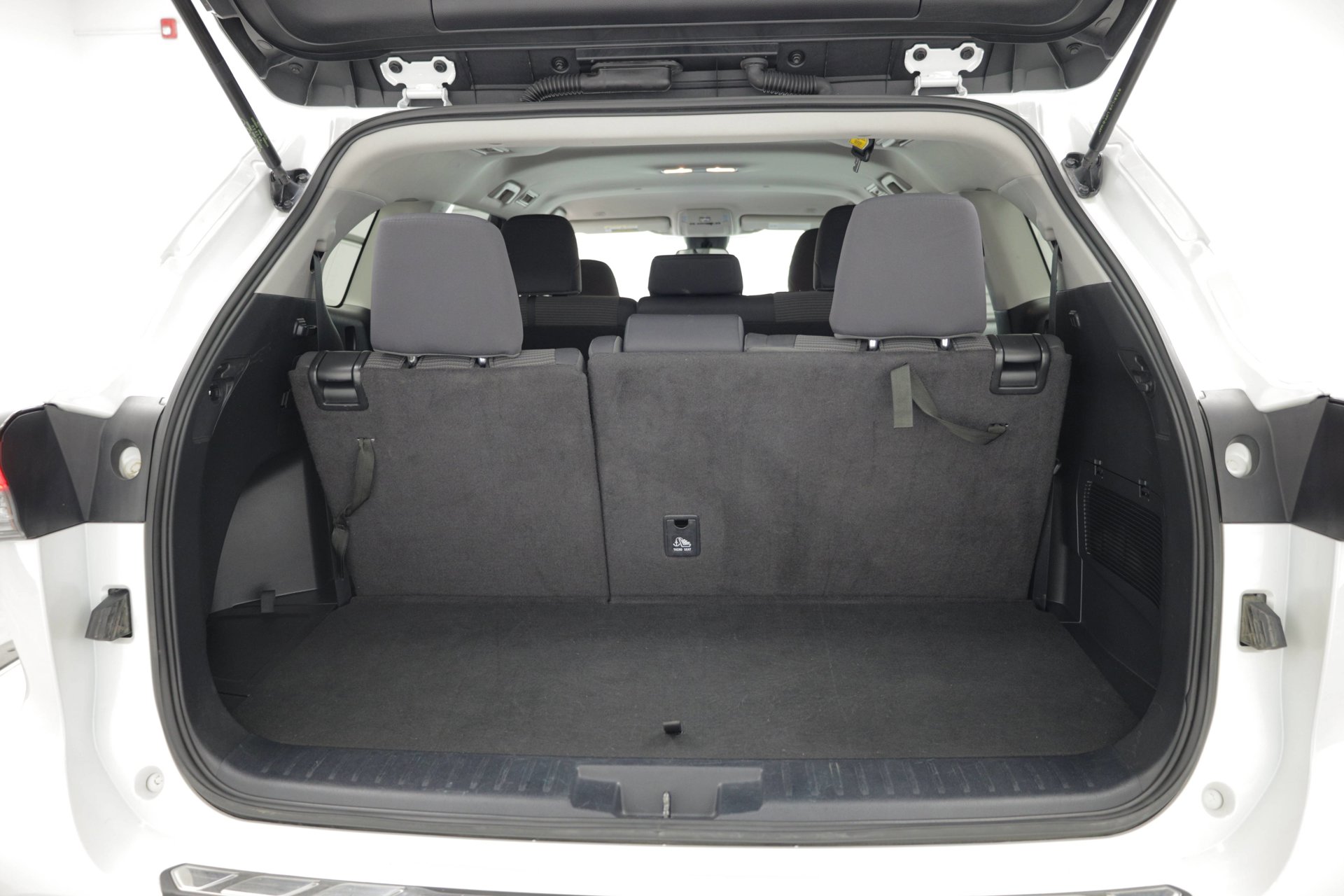 Used 2023 Toyota Highlander