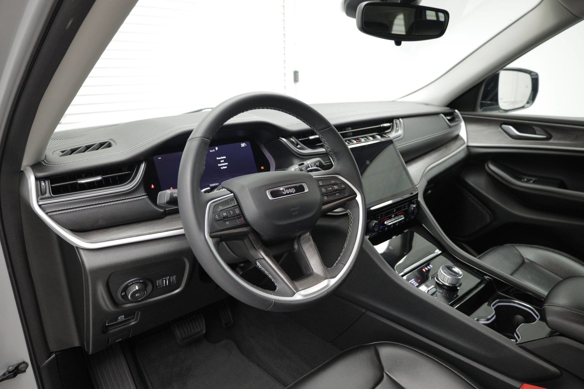 Used 2023 Jeep Grand Cherokee