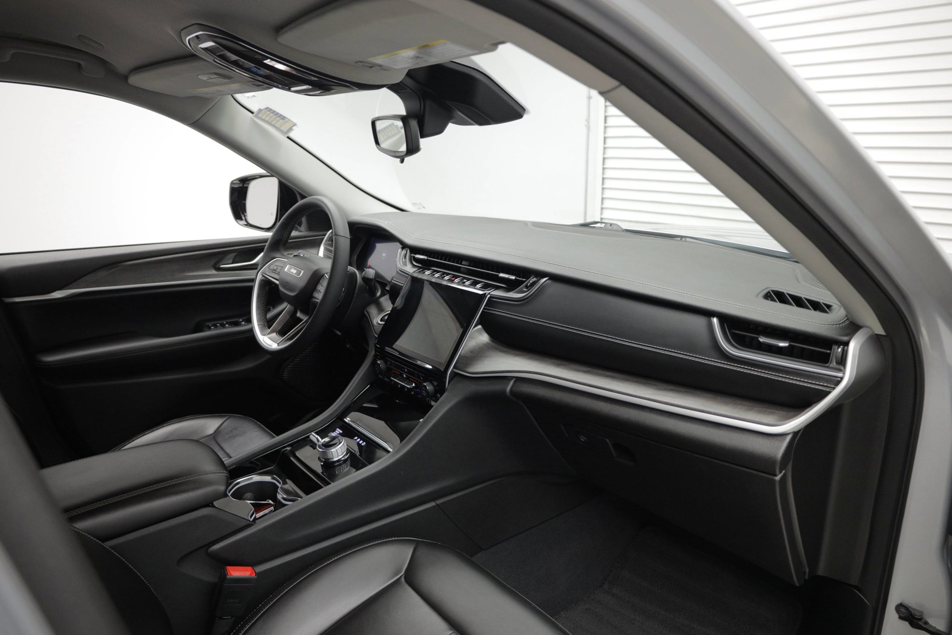 Used 2023 Jeep Grand Cherokee