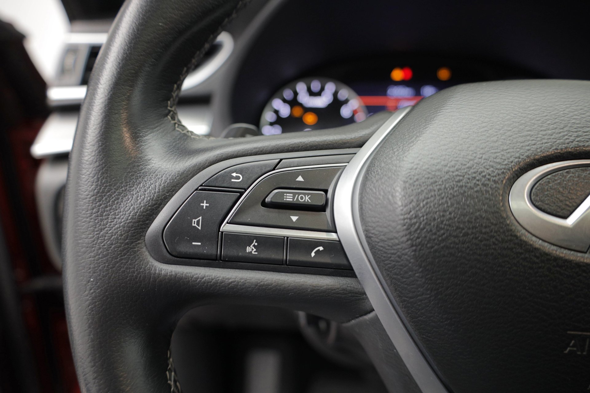 Used 2022 INFINITI QX55