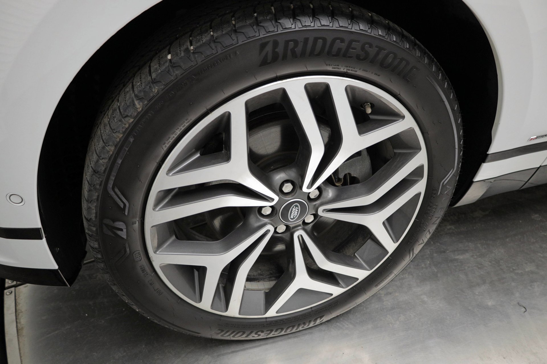 Used 2018 Land Rover Range Rover Velar