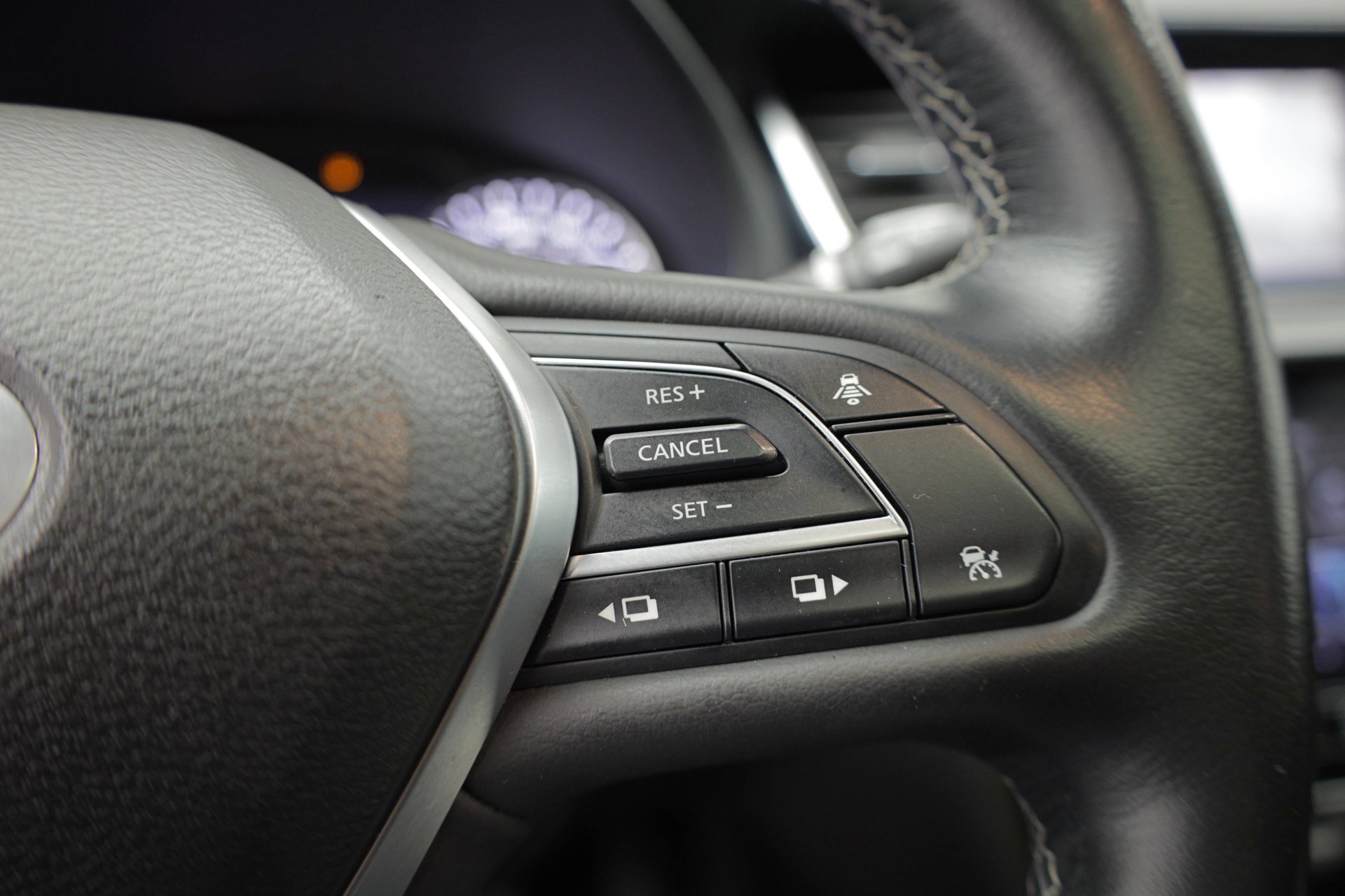 Used 2022 INFINITI QX55