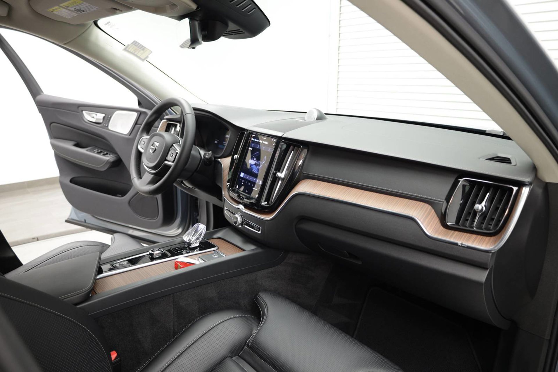 Used 2024 Volvo XC60