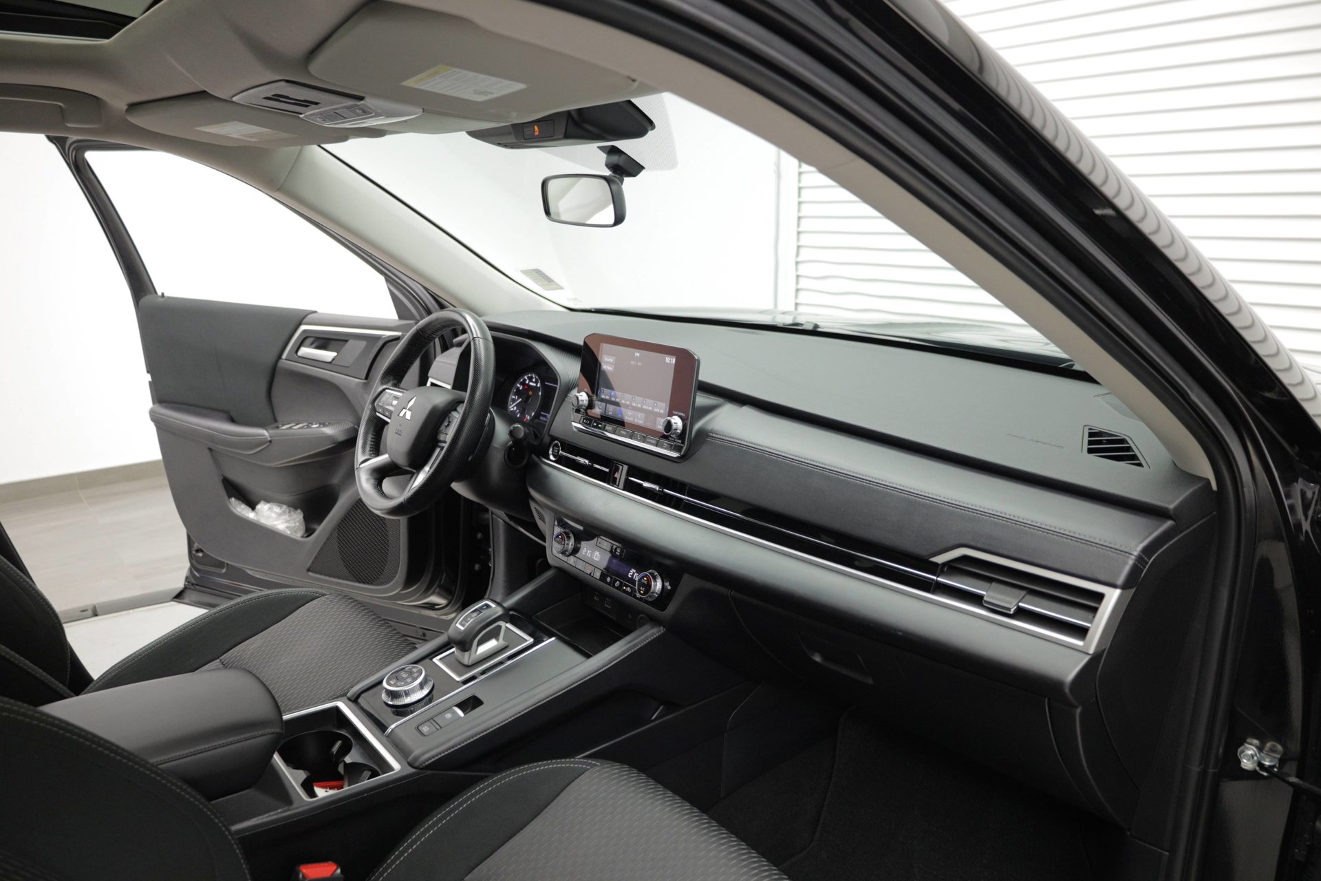 Used 2024 Mitsubishi Outlander