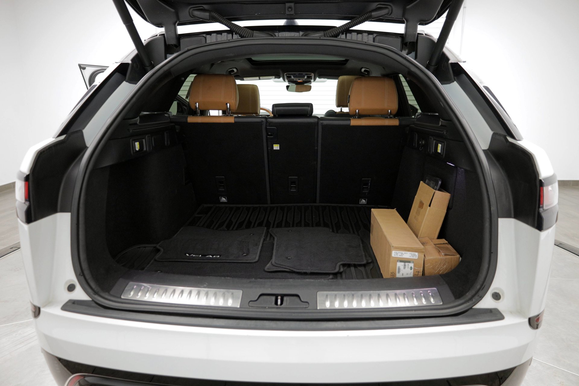 Used 2018 Land Rover Range Rover Velar