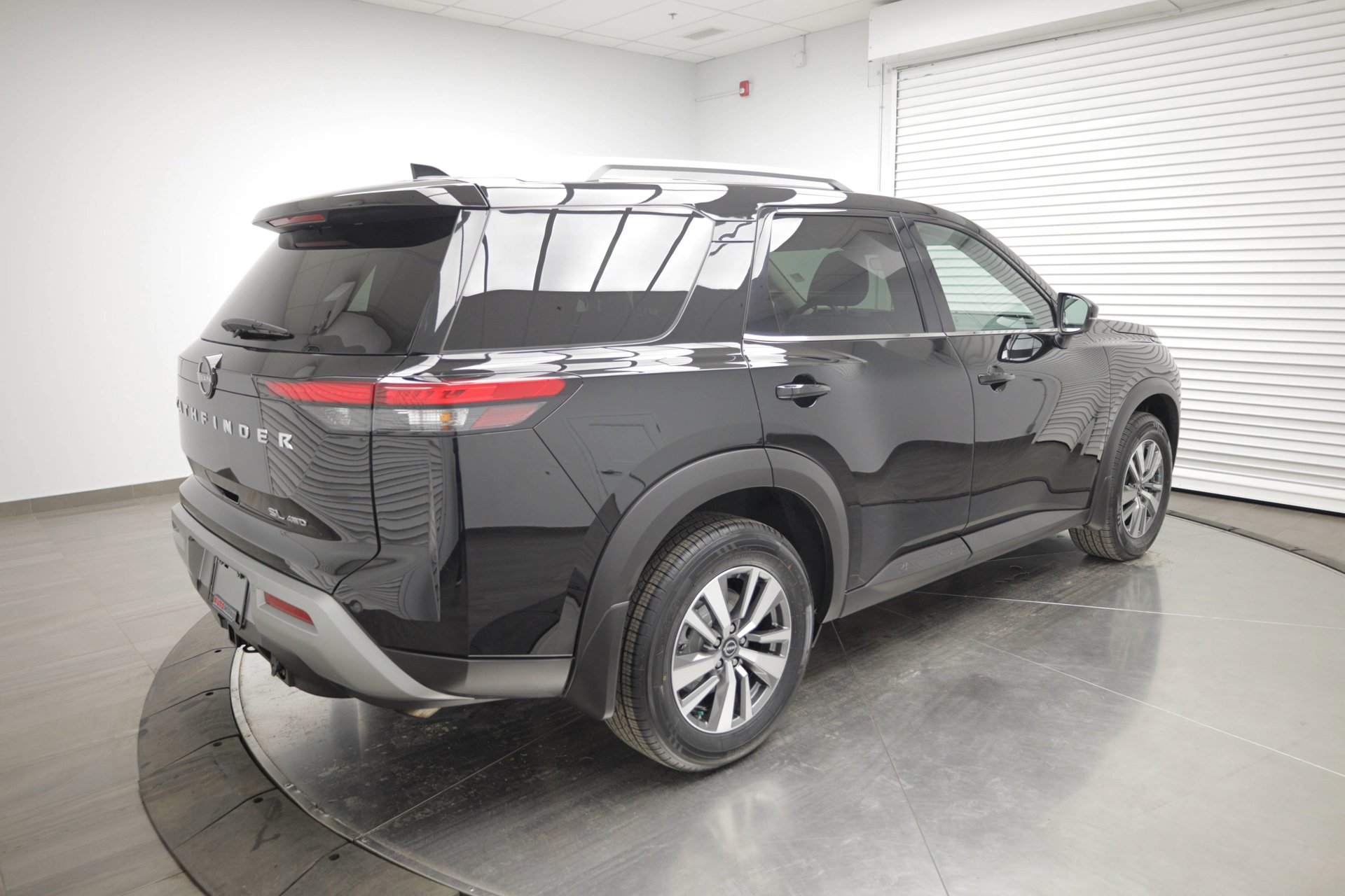 Used 2023 Nissan Pathfinder