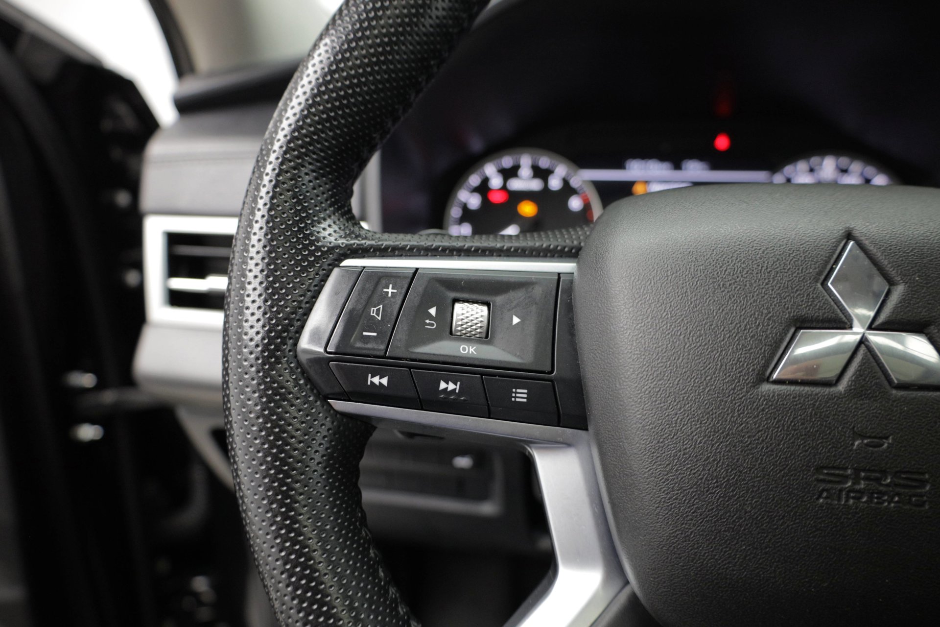 Used 2024 Mitsubishi Outlander