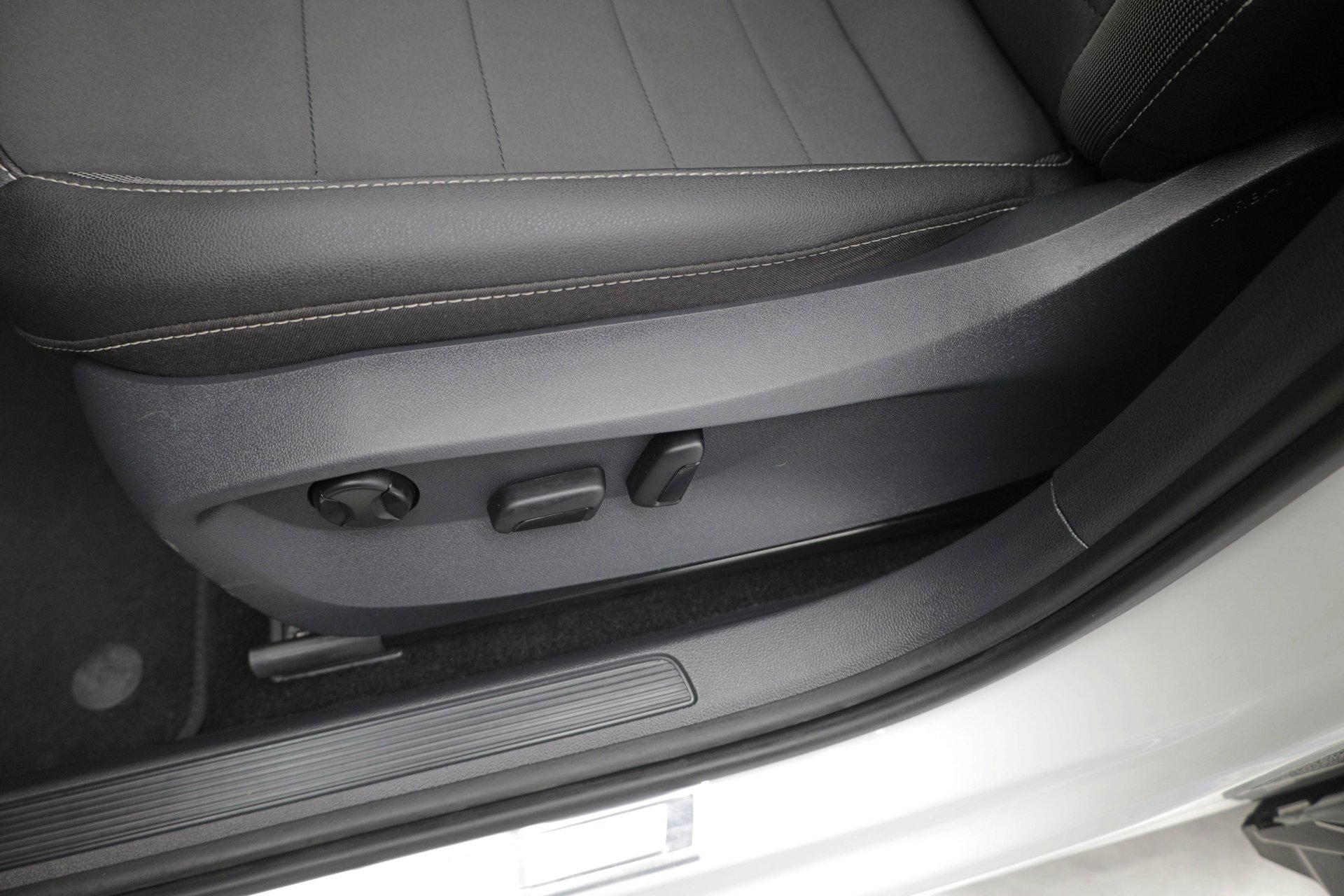 Used 2024 Volkswagen Taos