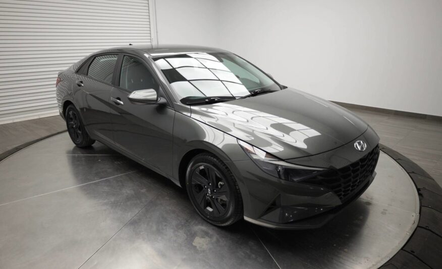 Used 2023 Hyundai Elantra