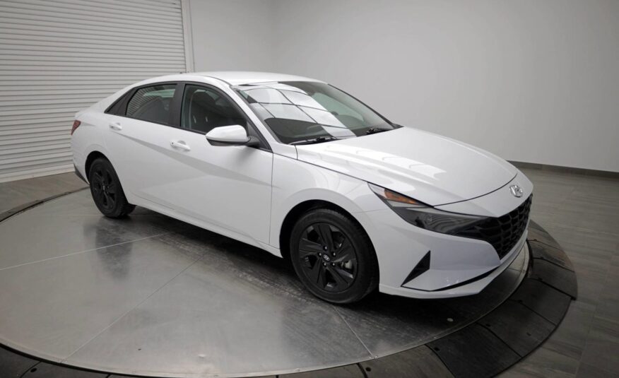 Used 2023 Hyundai Elantra