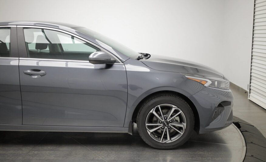Used 2023 Kia Forte