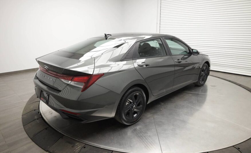 Used 2023 Hyundai Elantra