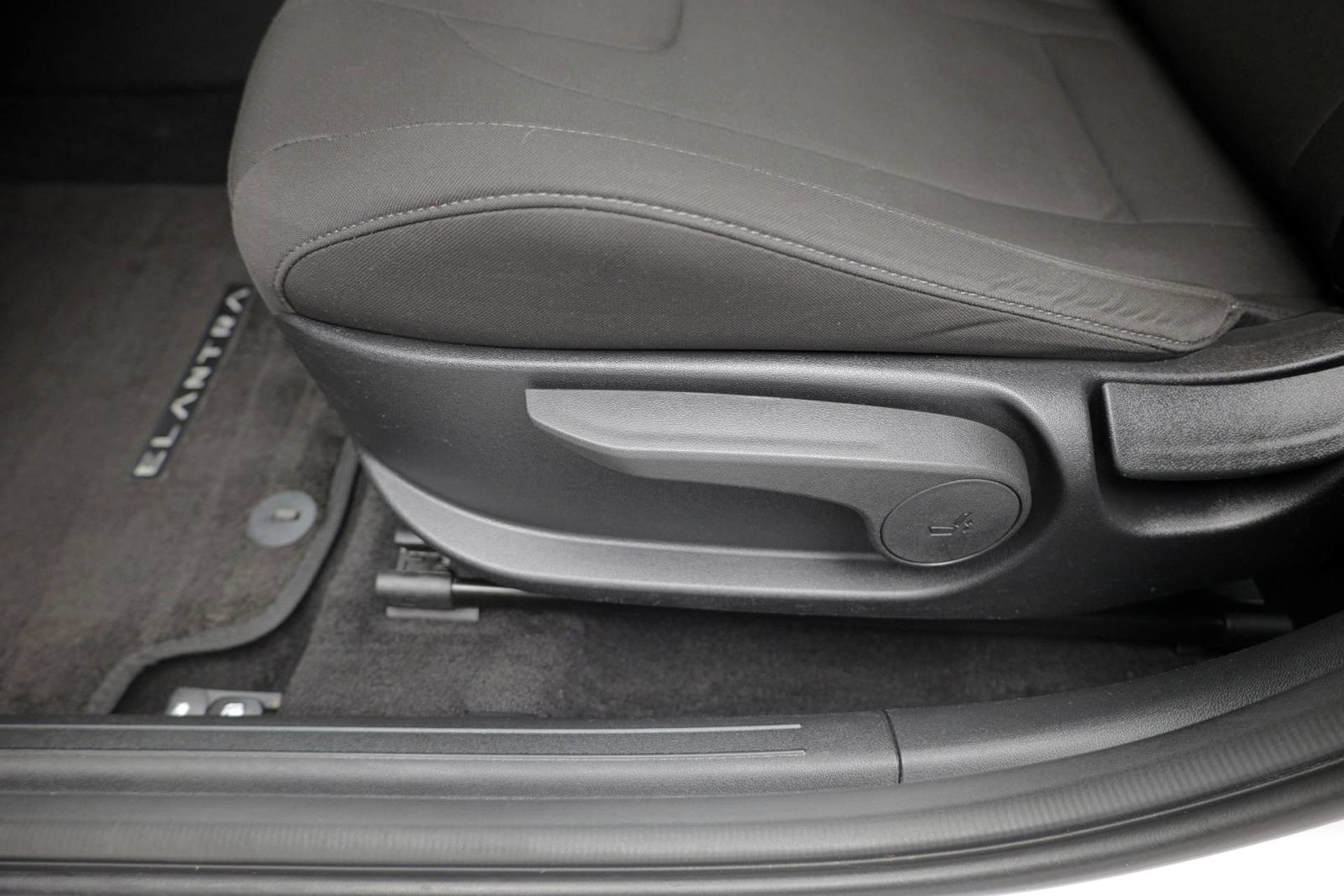 Used 2023 Hyundai Elantra