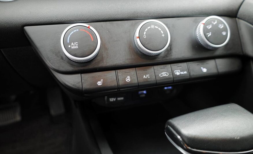 Used 2023 Hyundai Elantra