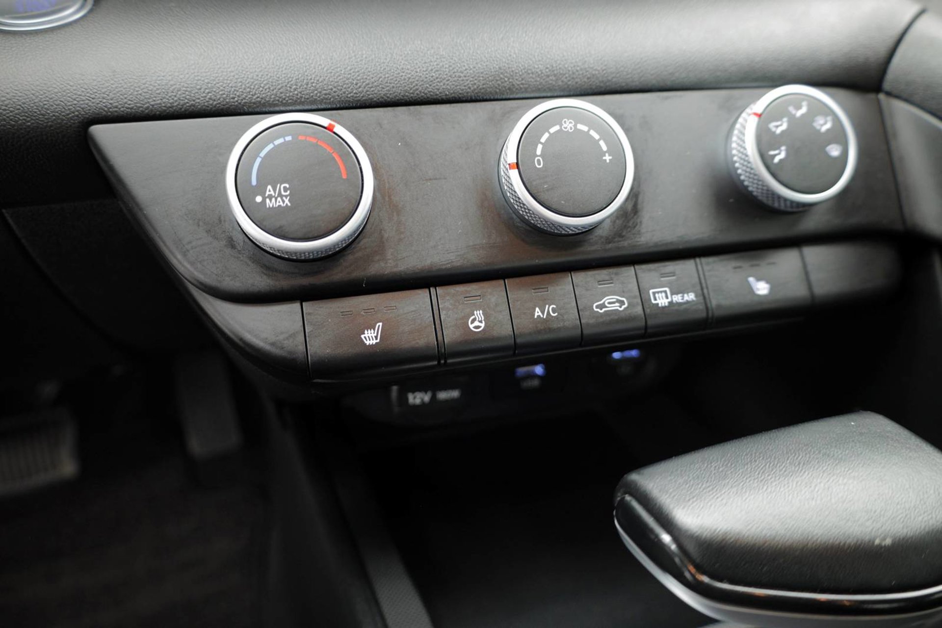 Used 2023 Hyundai Elantra