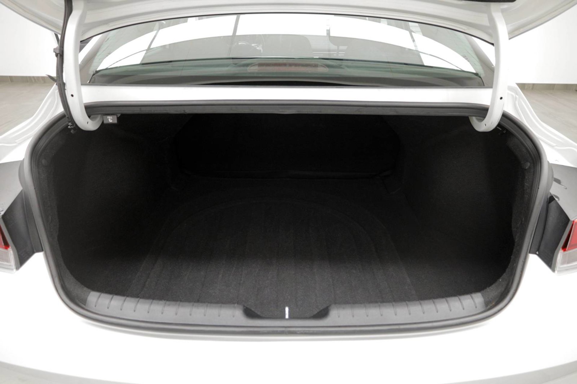 Used 2023 Hyundai Elantra