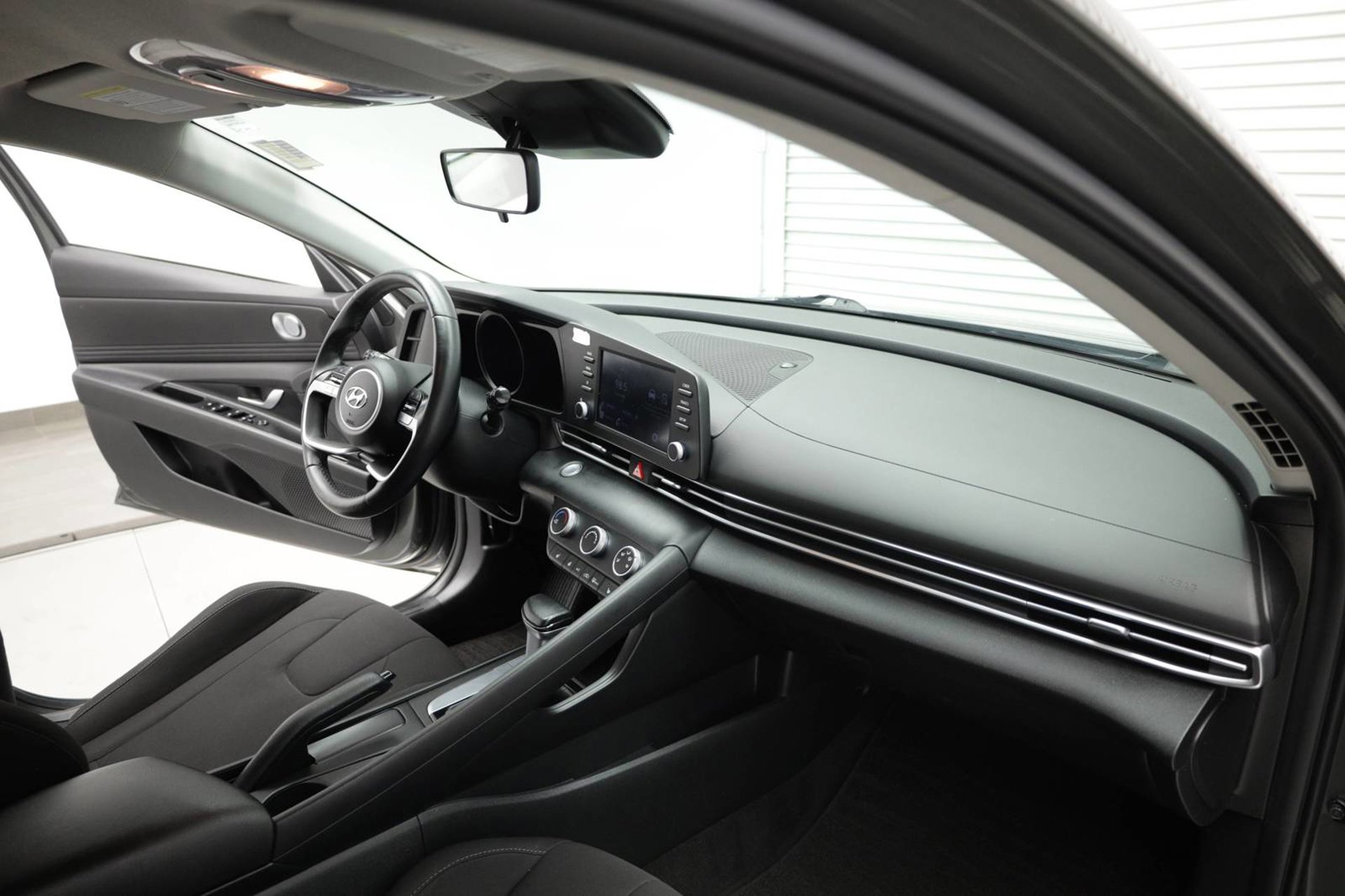 Used 2023 Hyundai Elantra