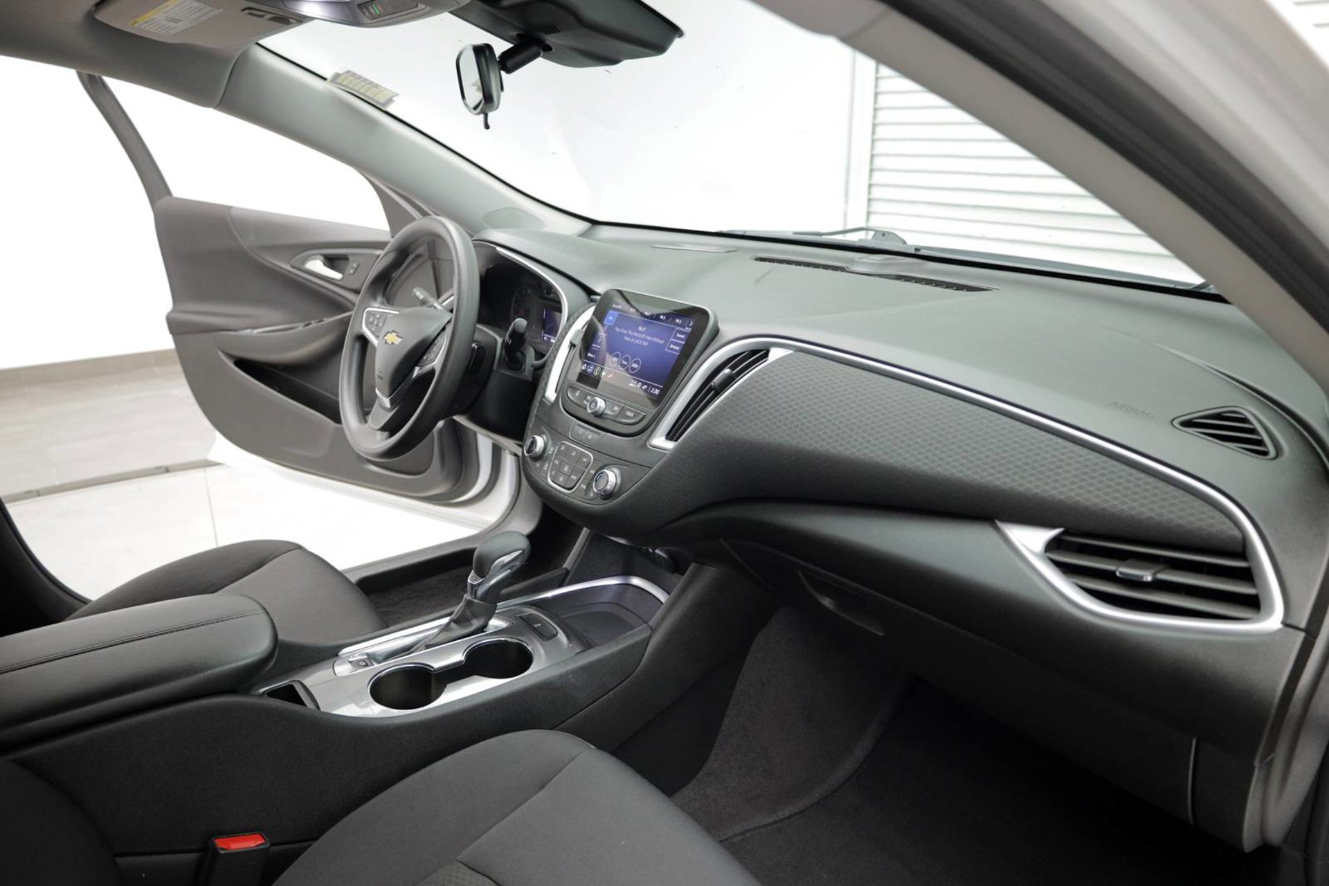 Used 2023 Chevrolet Malibu