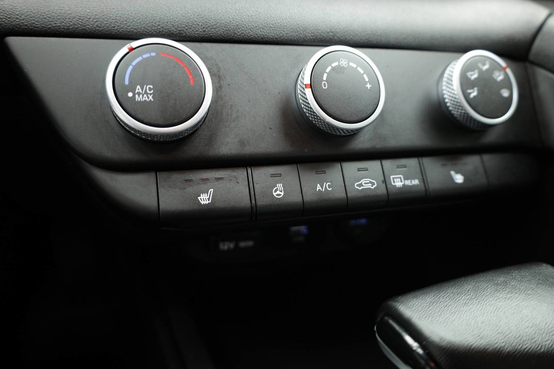 Used 2023 Hyundai Elantra