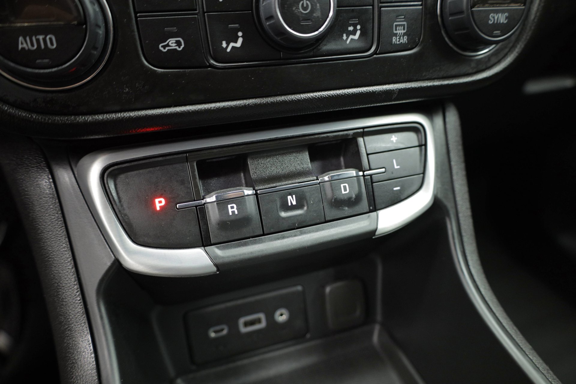 Used 2024 GMC Terrain