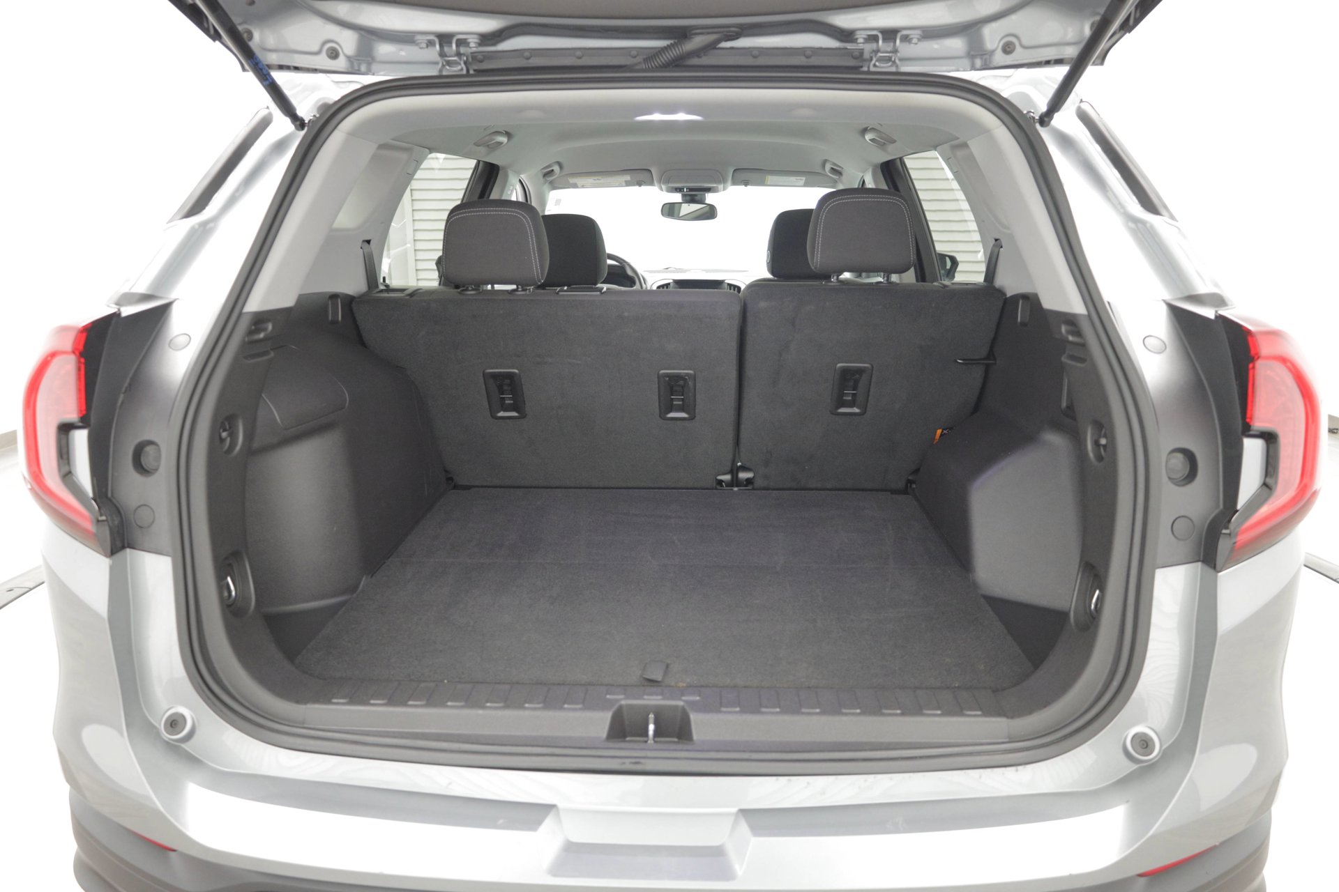 Used 2024 GMC Terrain