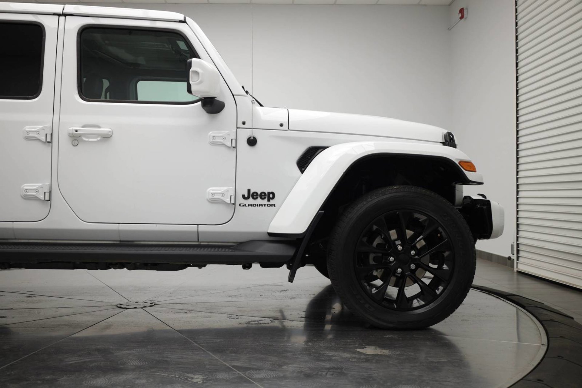 Used 2023 Jeep Gladiator