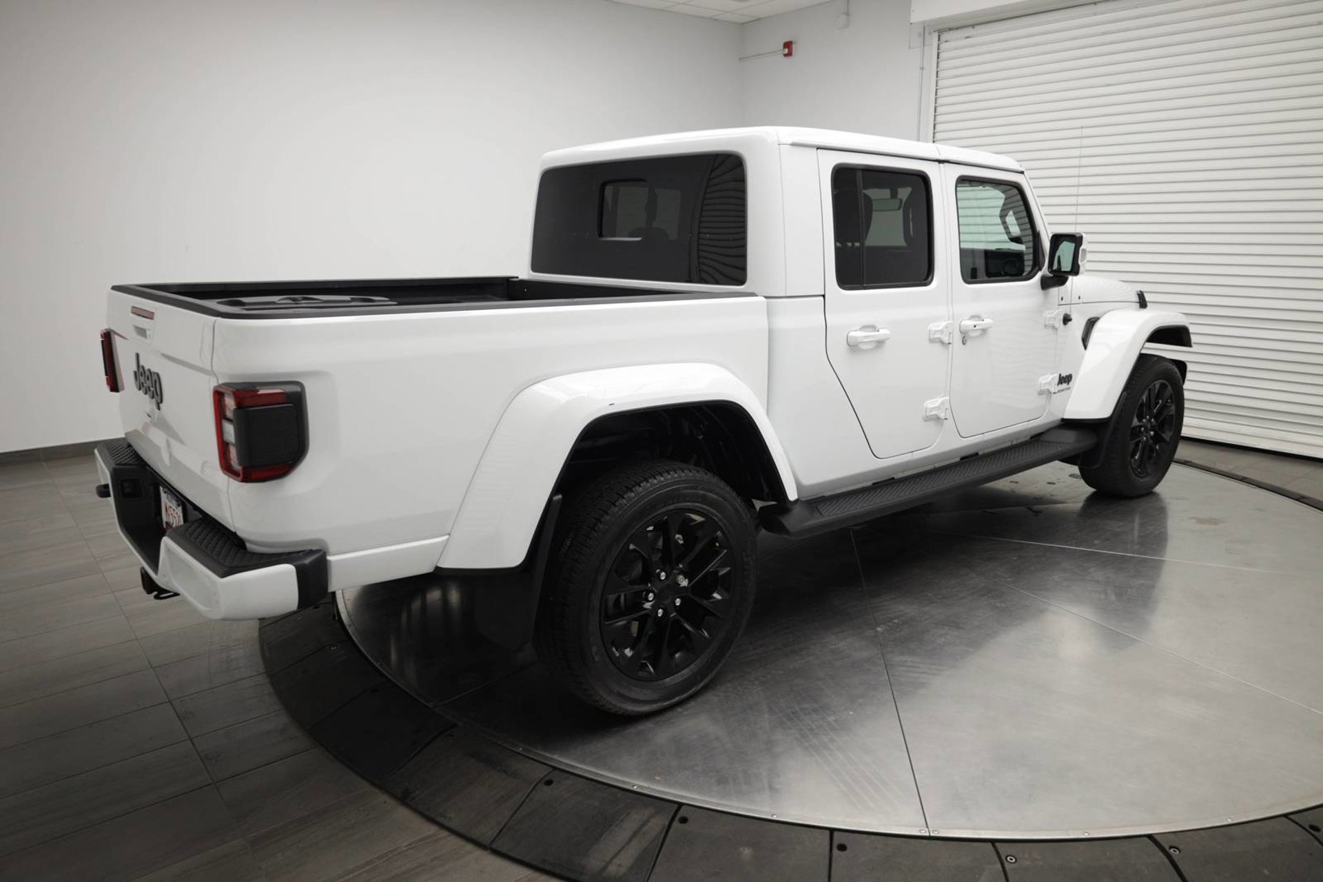 Used 2023 Jeep Gladiator