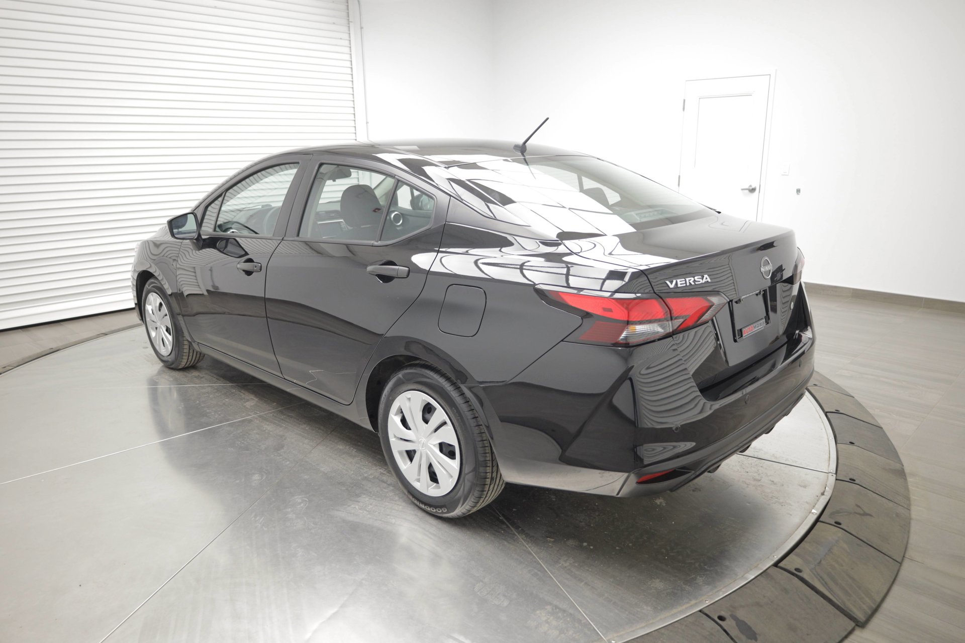 Used 2024 Nissan Versa