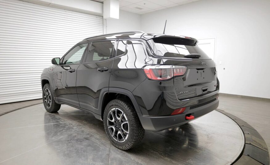 Used 2024 Jeep Compass