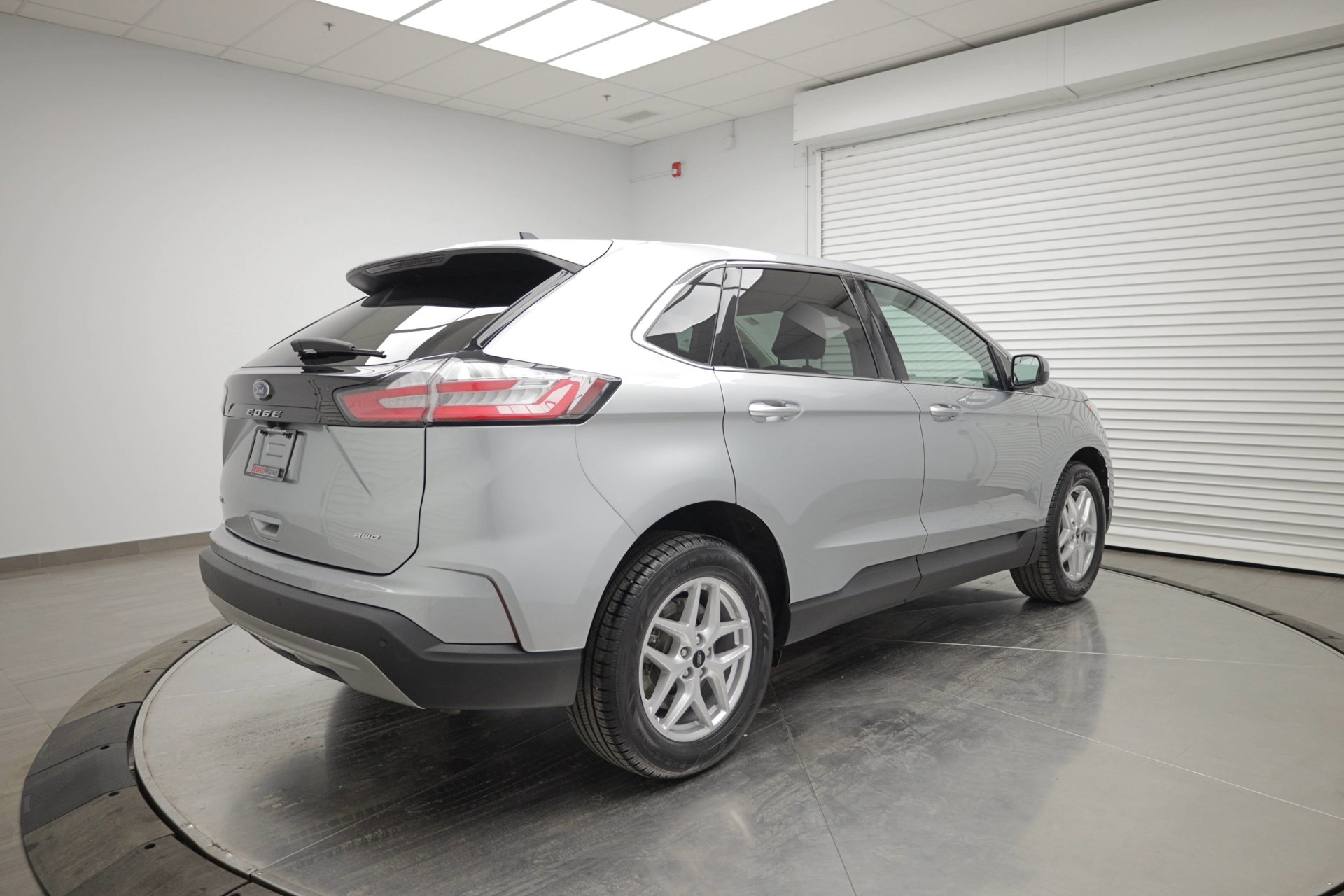 Used 2023 Ford Edge