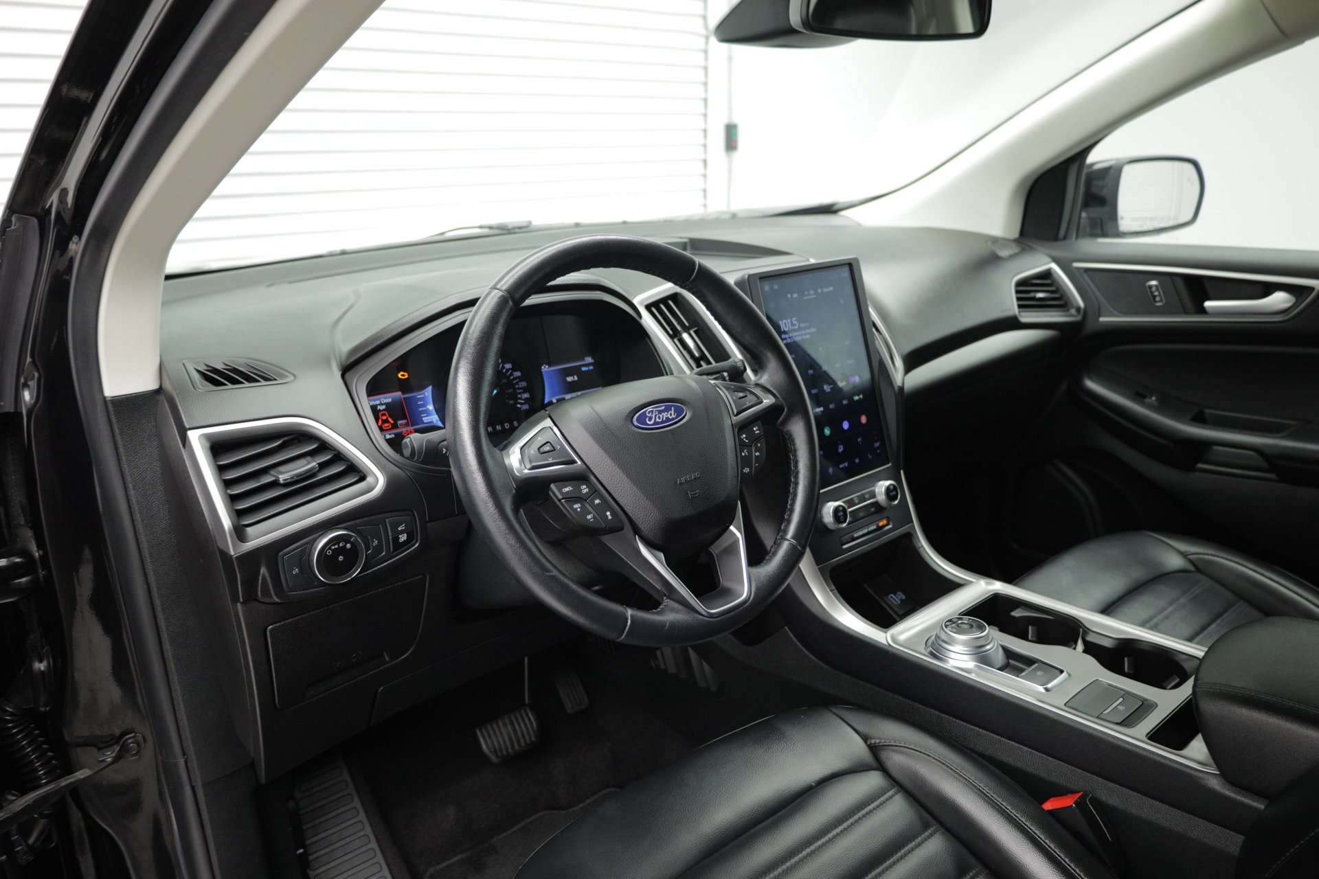 Used 2023 Ford Edge