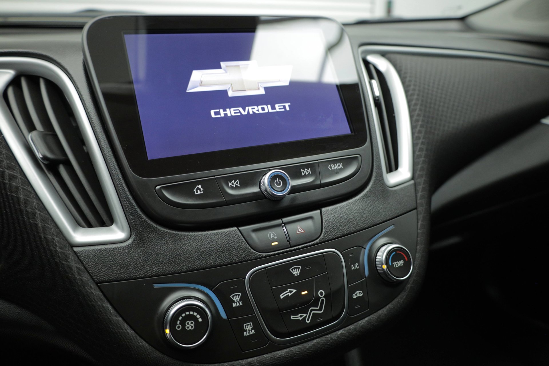 Used 2024 Chevrolet Malibu