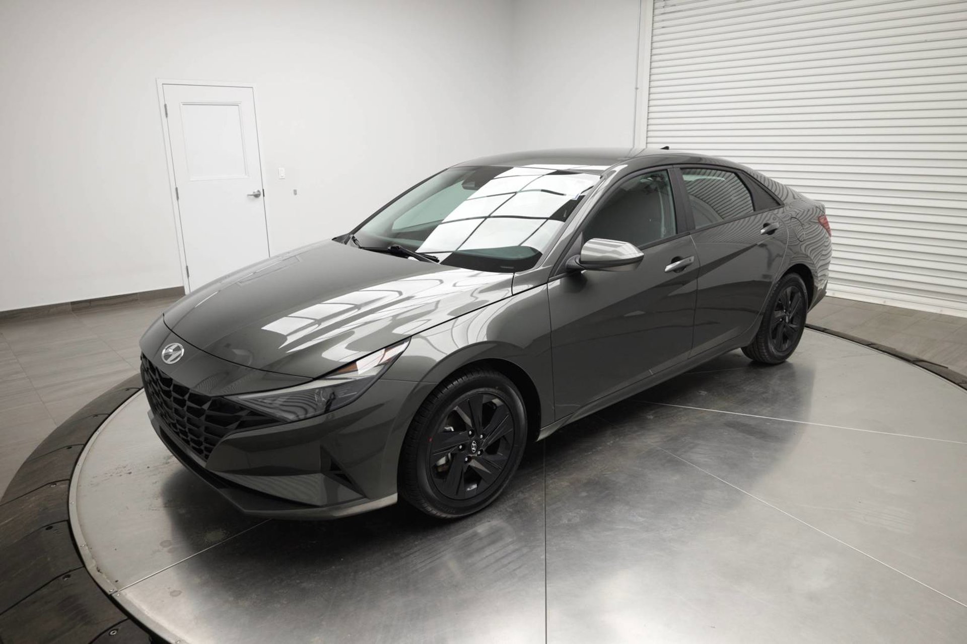 Used 2023 Hyundai Elantra