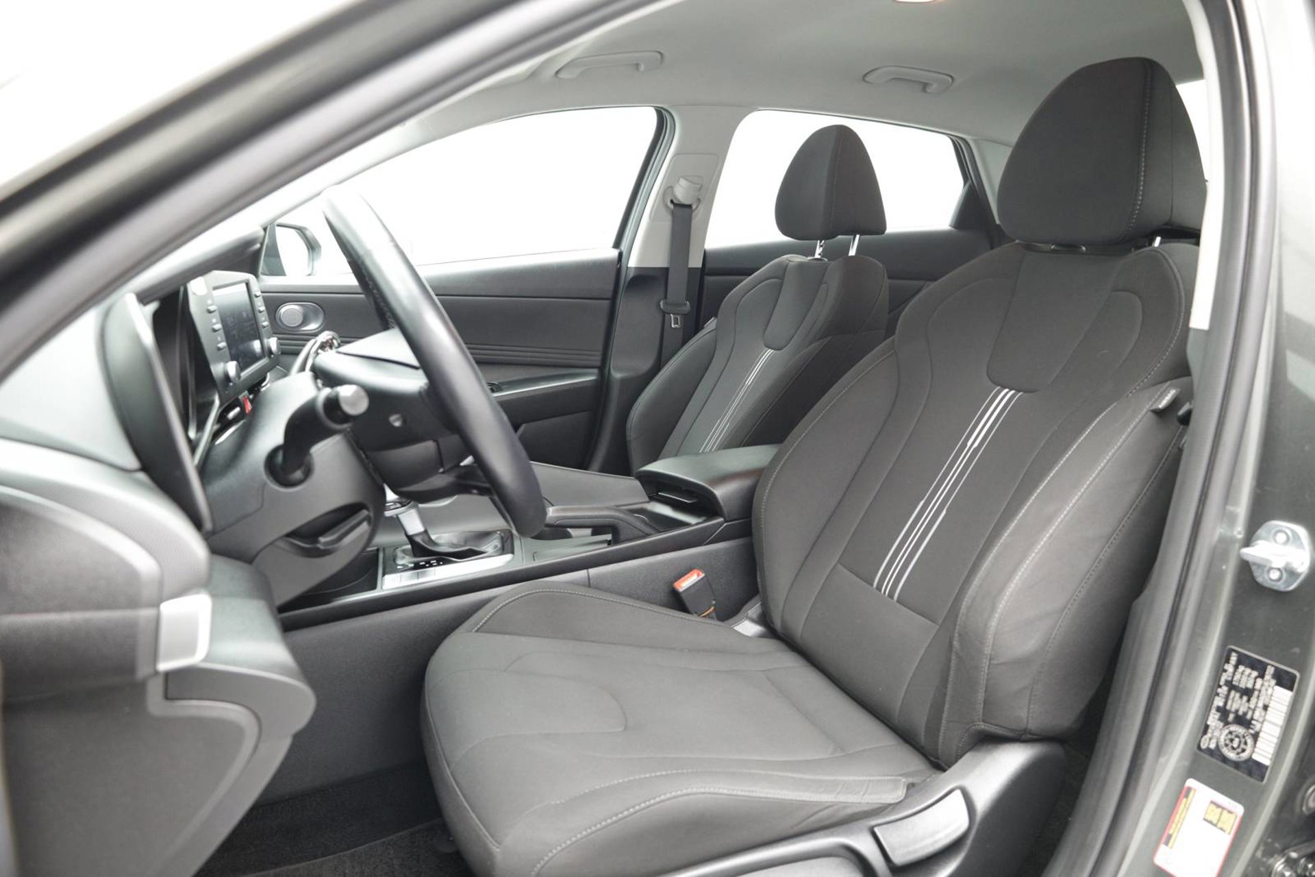 Used 2023 Hyundai Elantra