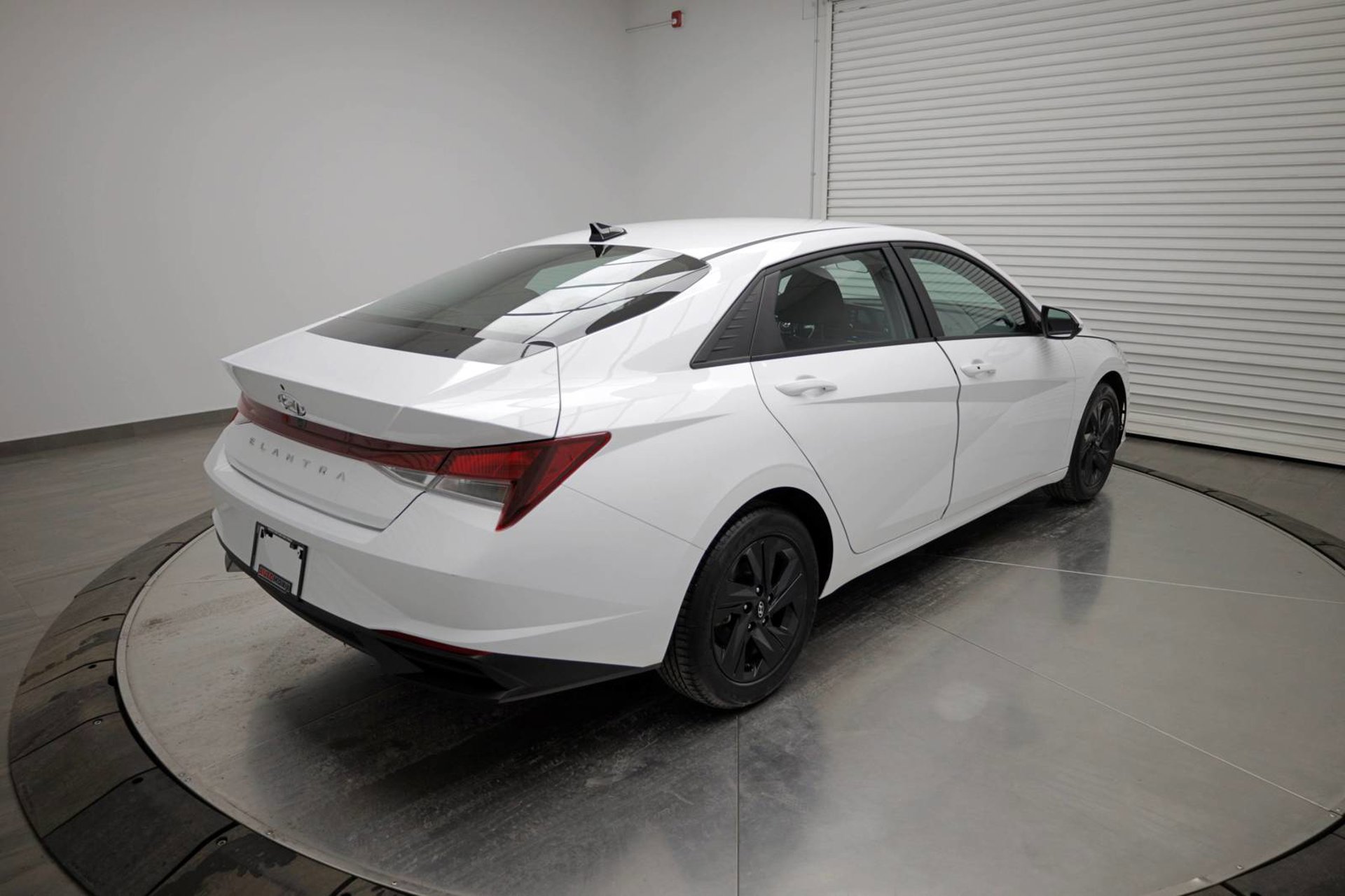 Used 2023 Hyundai Elantra